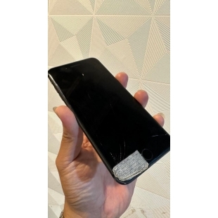 iphone-screen-glass-broken.jpeg
